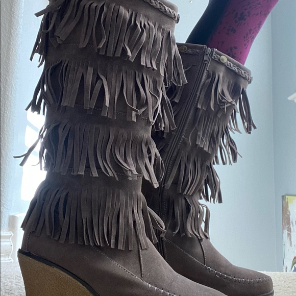 Wedge boots with fringe - Picture 2 of 10